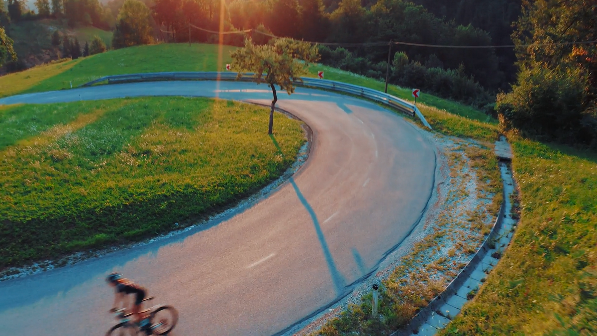 Urban Cycling, Redefined: A Smarter Way to Navigate the City