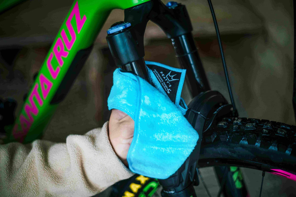 Peaty's Complete 7-Piece Bicycle Cleaning Kit, Black