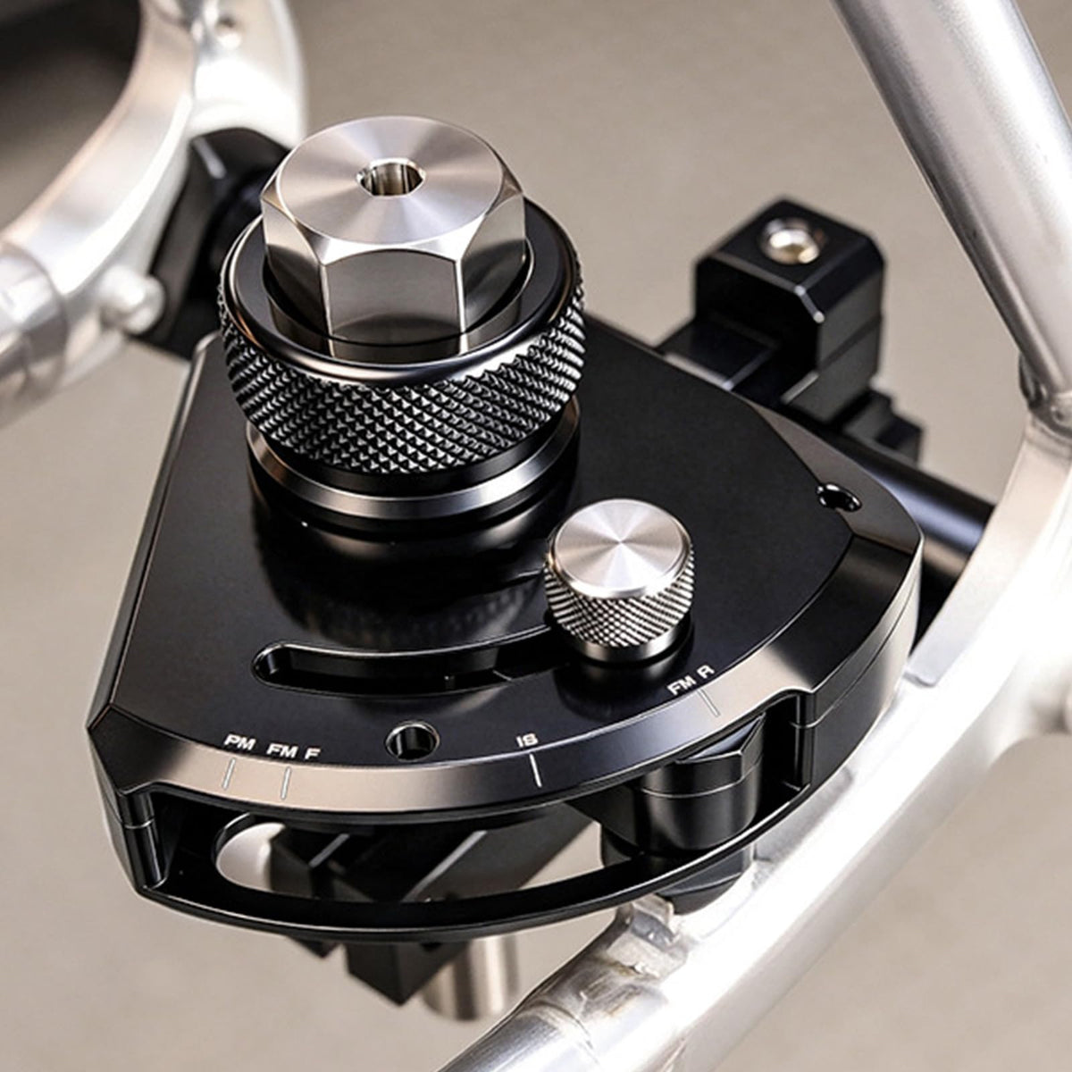 Decours Disc Brake Mount Facing and Alignment Tool Set