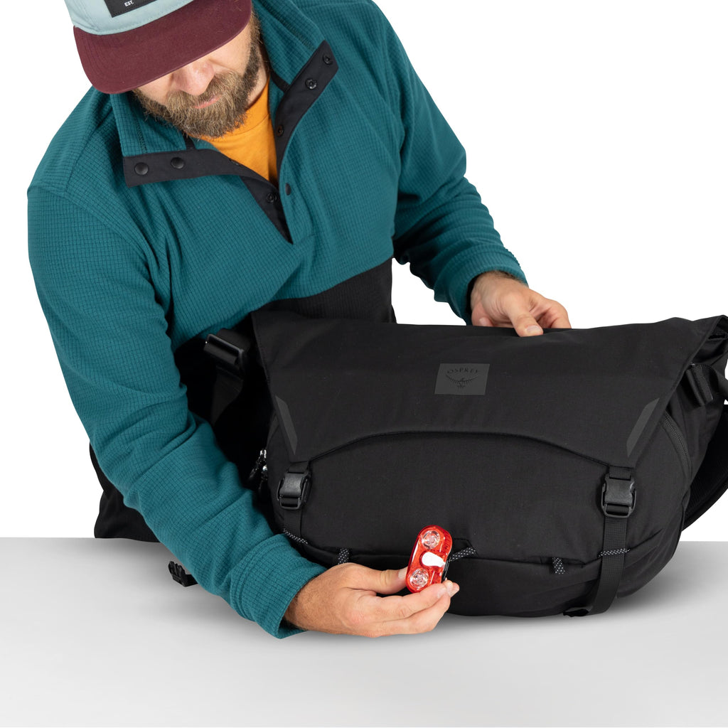 Osprey Metron 18L Commuter Bike Messenger Bag